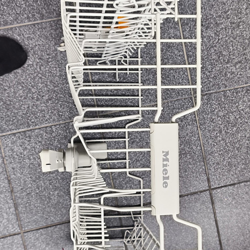 Miele unterkorb mit sprüharm - miele,
